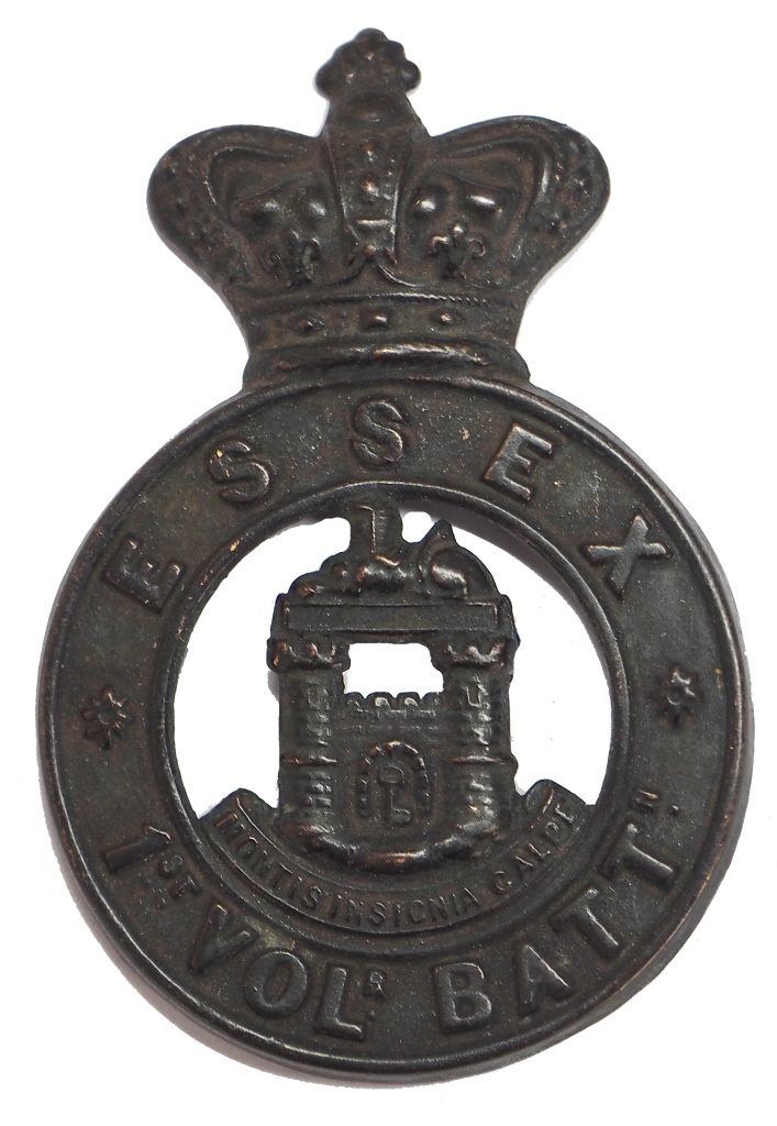 1st VB Essex Regiment second pattern glengarry badge