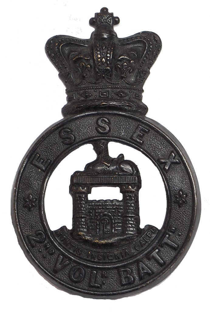2nd VB Essex Regiment first pattern glengarry badge
