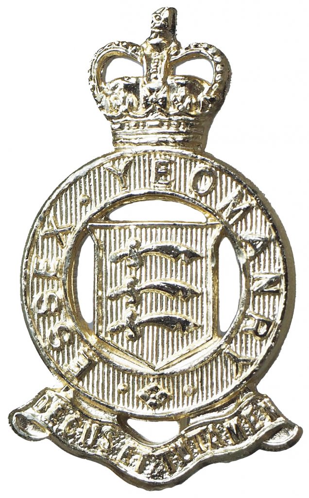 Essex Yeomanry anodised aluminium beret badge KK2333